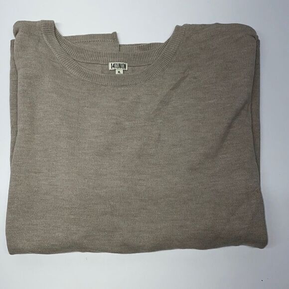 New 14 Th & Union sweater xl - Picture 1 of 6
